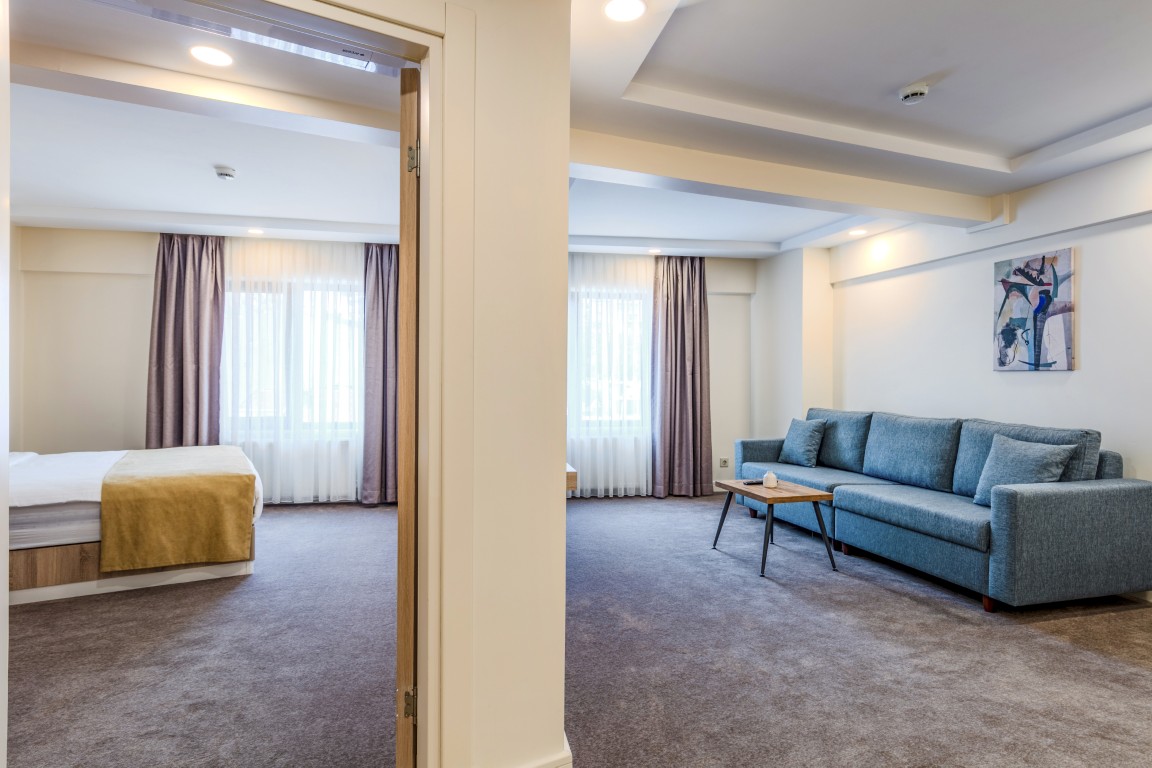 Corner Deluxe Room 1+1